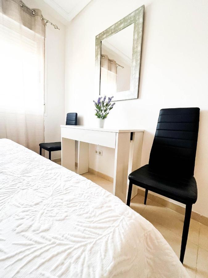 Renovated Apartment On The First Line โอโรเปซาเดลมาร์ ภายนอก รูปภาพ