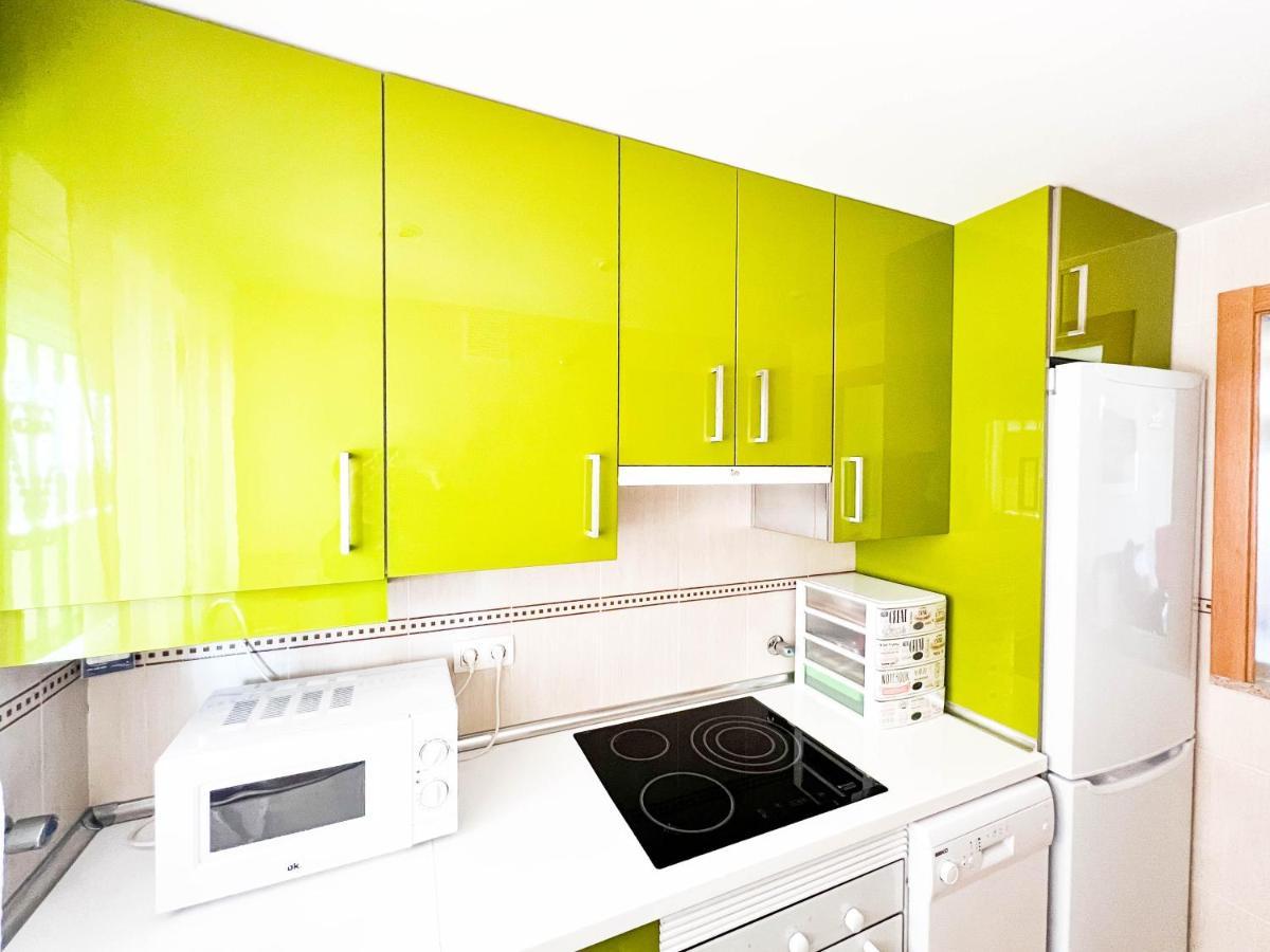 Renovated Apartment On The First Line โอโรเปซาเดลมาร์ ภายนอก รูปภาพ