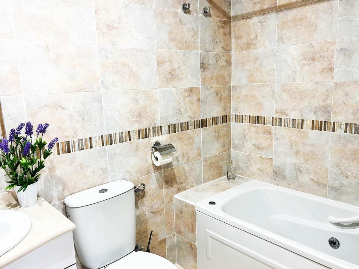 Renovated Apartment On The First Line โอโรเปซาเดลมาร์ ภายนอก รูปภาพ