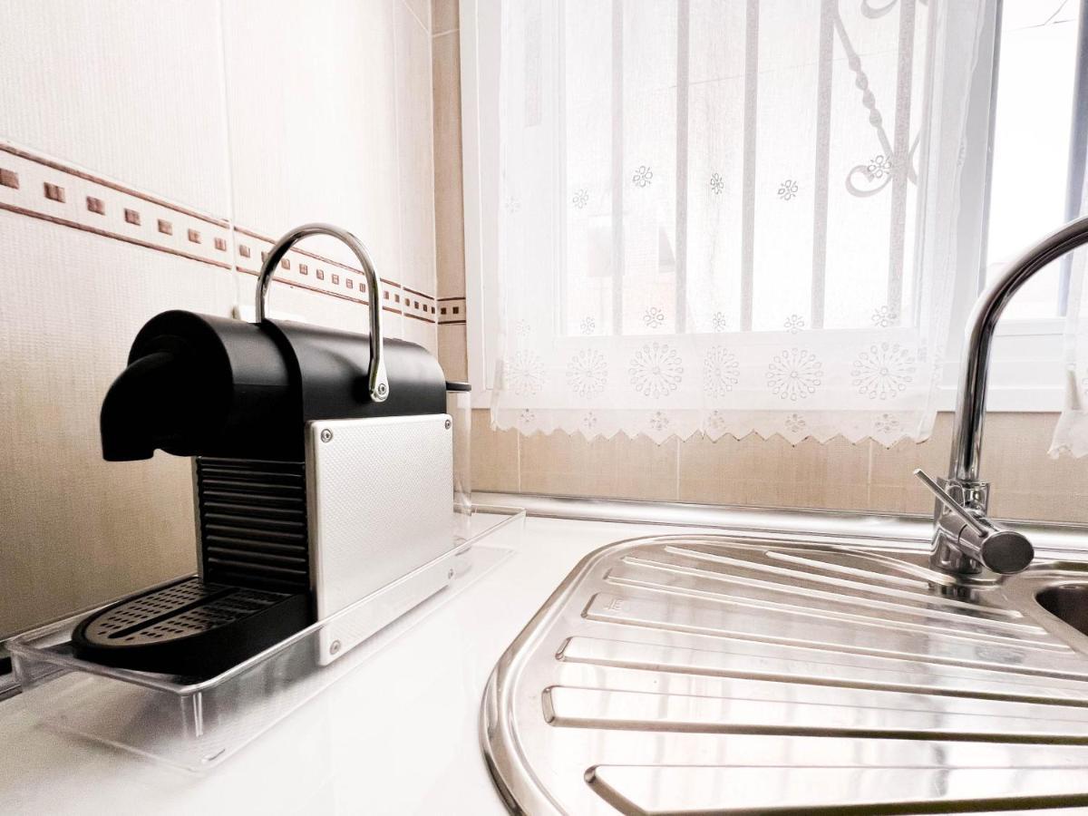 Renovated Apartment On The First Line โอโรเปซาเดลมาร์ ภายนอก รูปภาพ